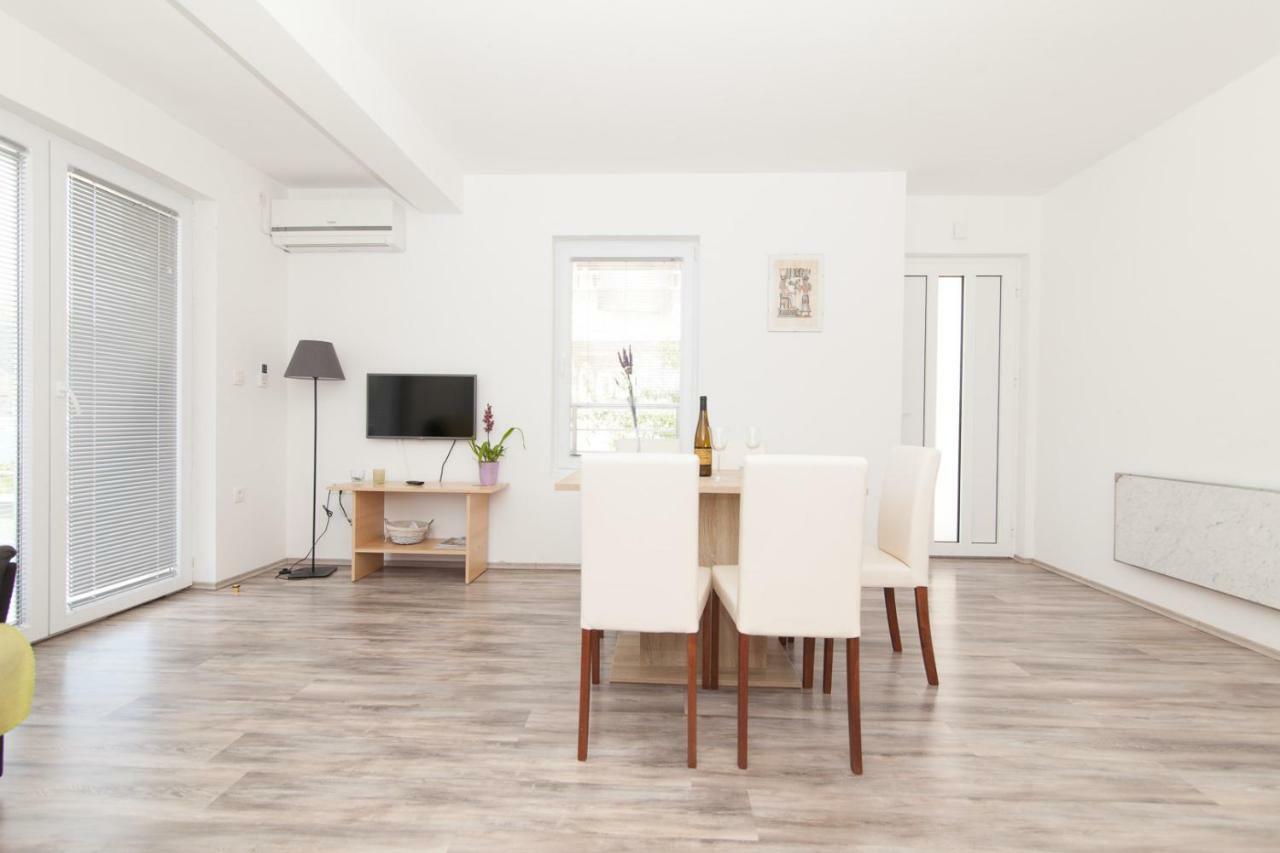 Apartments Timbar เกรบัชติซา ภายนอก รูปภาพ